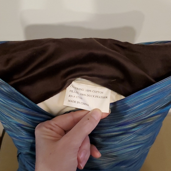 Blue stripe pillows from Target Global Bazar - Picture 4 of 5